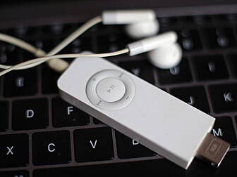 Apple Users Say Goodbye To iTu...
